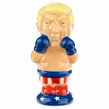 Load image into Gallery viewer, Mr Trump and Mr Kim Jong-un Boxing Salt and Pepper Set Giftware
